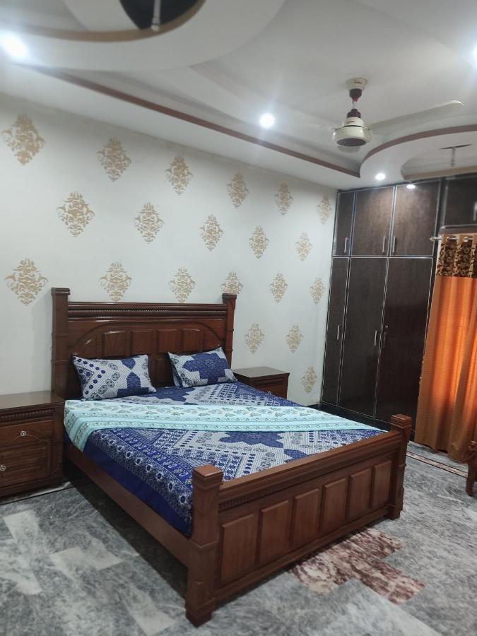 Lavish Residency Guest House Fasial Town ราวัลปินดี ภายนอก รูปภาพ