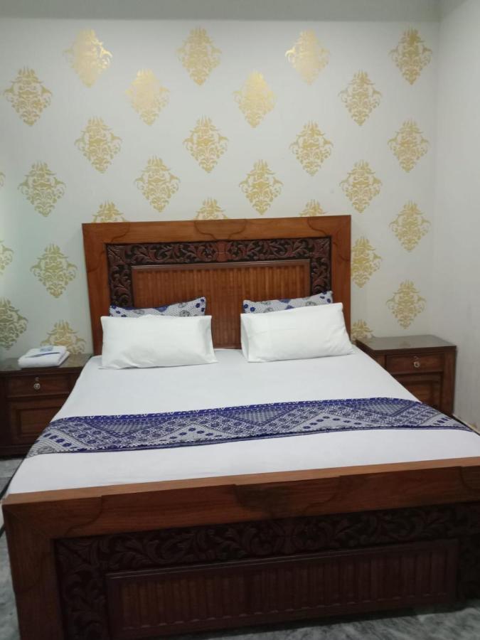 Lavish Residency Guest House Fasial Town ราวัลปินดี ภายนอก รูปภาพ