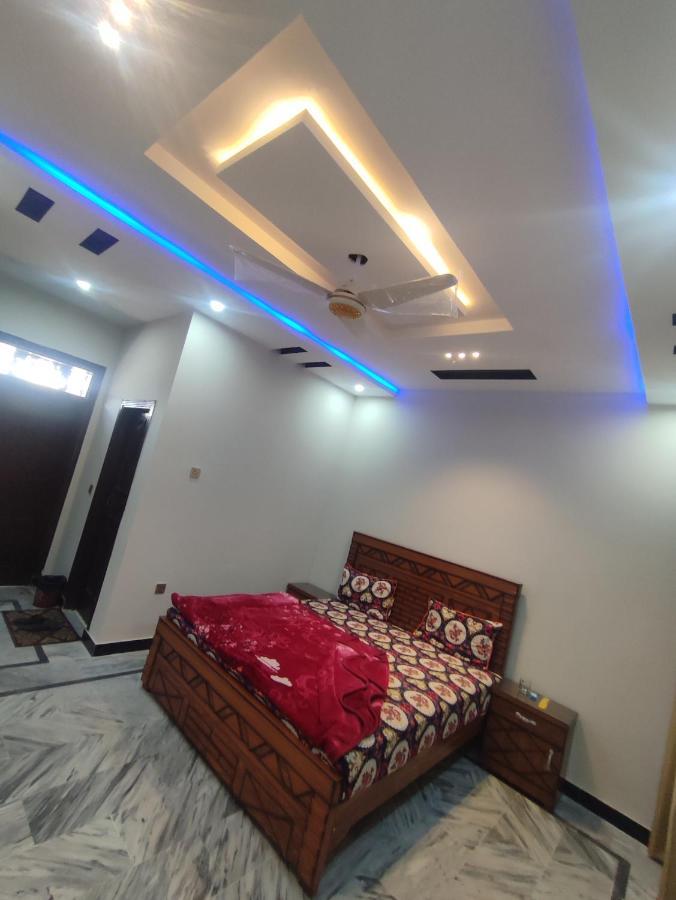 Lavish Residency Guest House Fasial Town ราวัลปินดี ภายนอก รูปภาพ