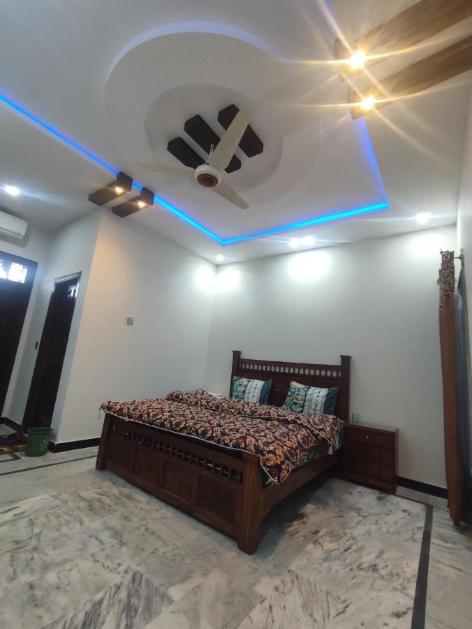 Lavish Residency Guest House Fasial Town ราวัลปินดี ภายนอก รูปภาพ
